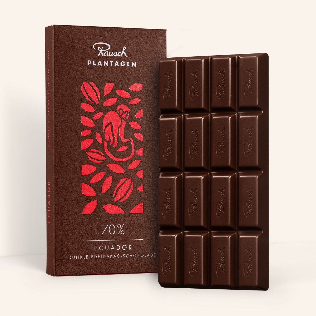 Rausch Ecuador 70% dunkle Edelkakao-Schokolade mit geöffneter Tafel und rotem Verpackungsdesign.