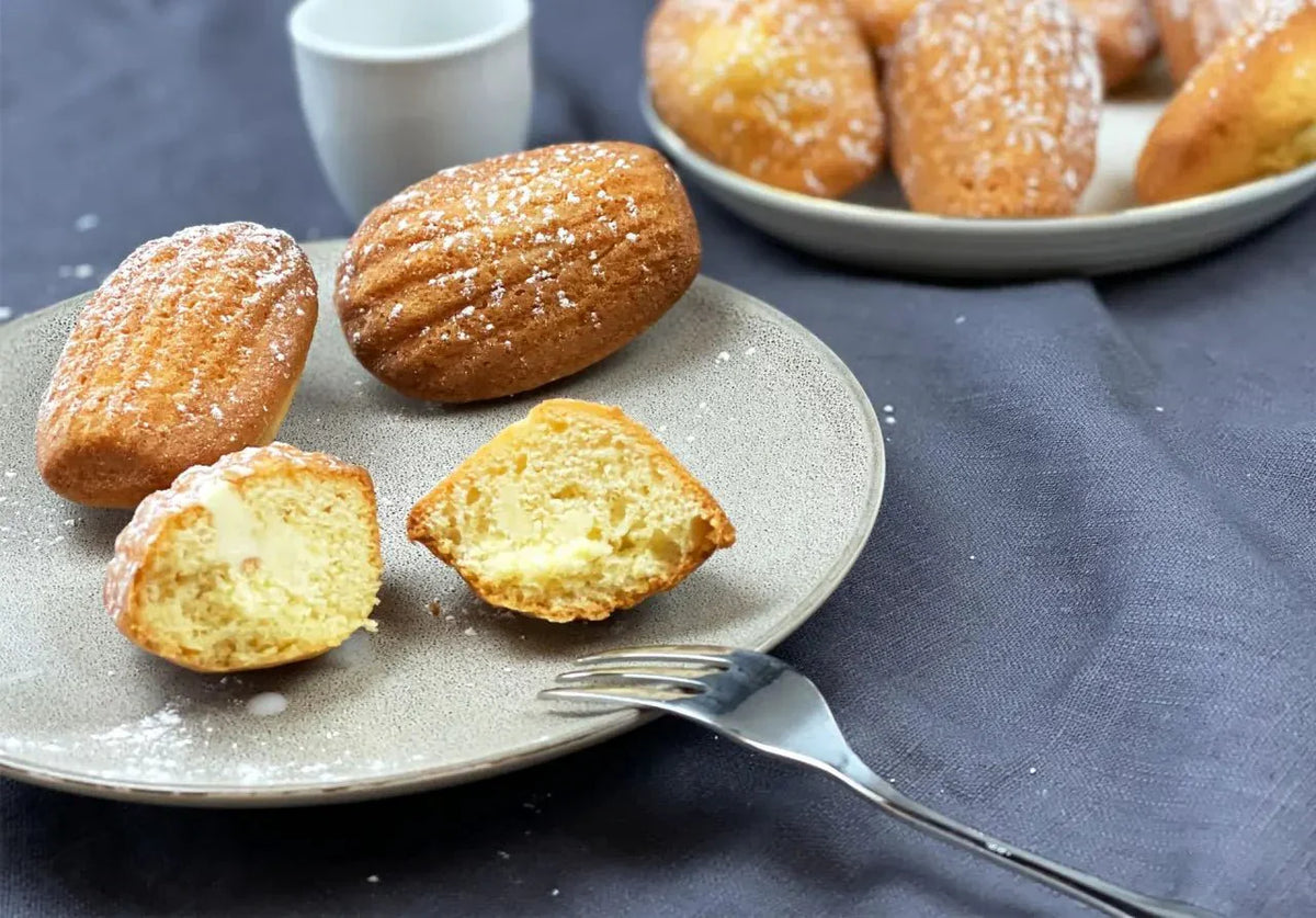 Gefüllte Madeleines mit Ganache aus Schokoladen-Likör Rausch